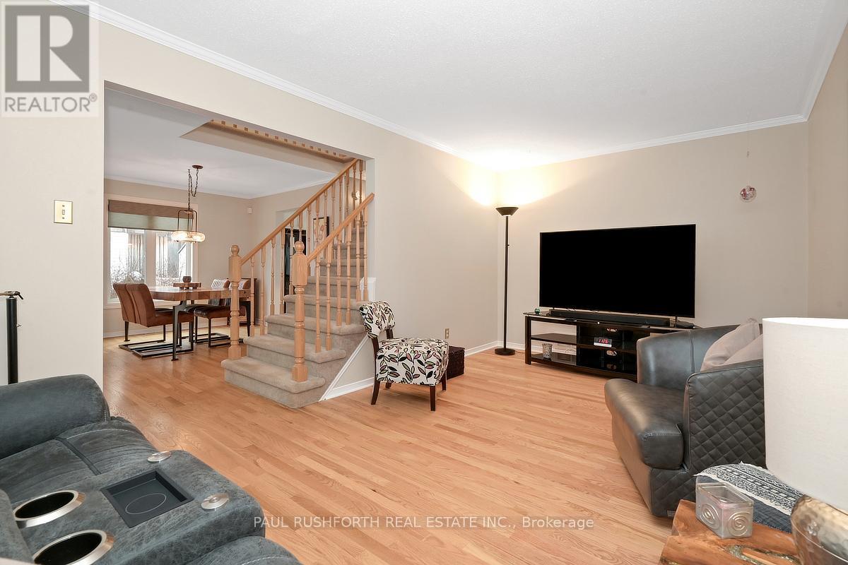 588 Pocono Crescent, Ottawa, Ontario  K4A 3J6 - Photo 8 - X12898916