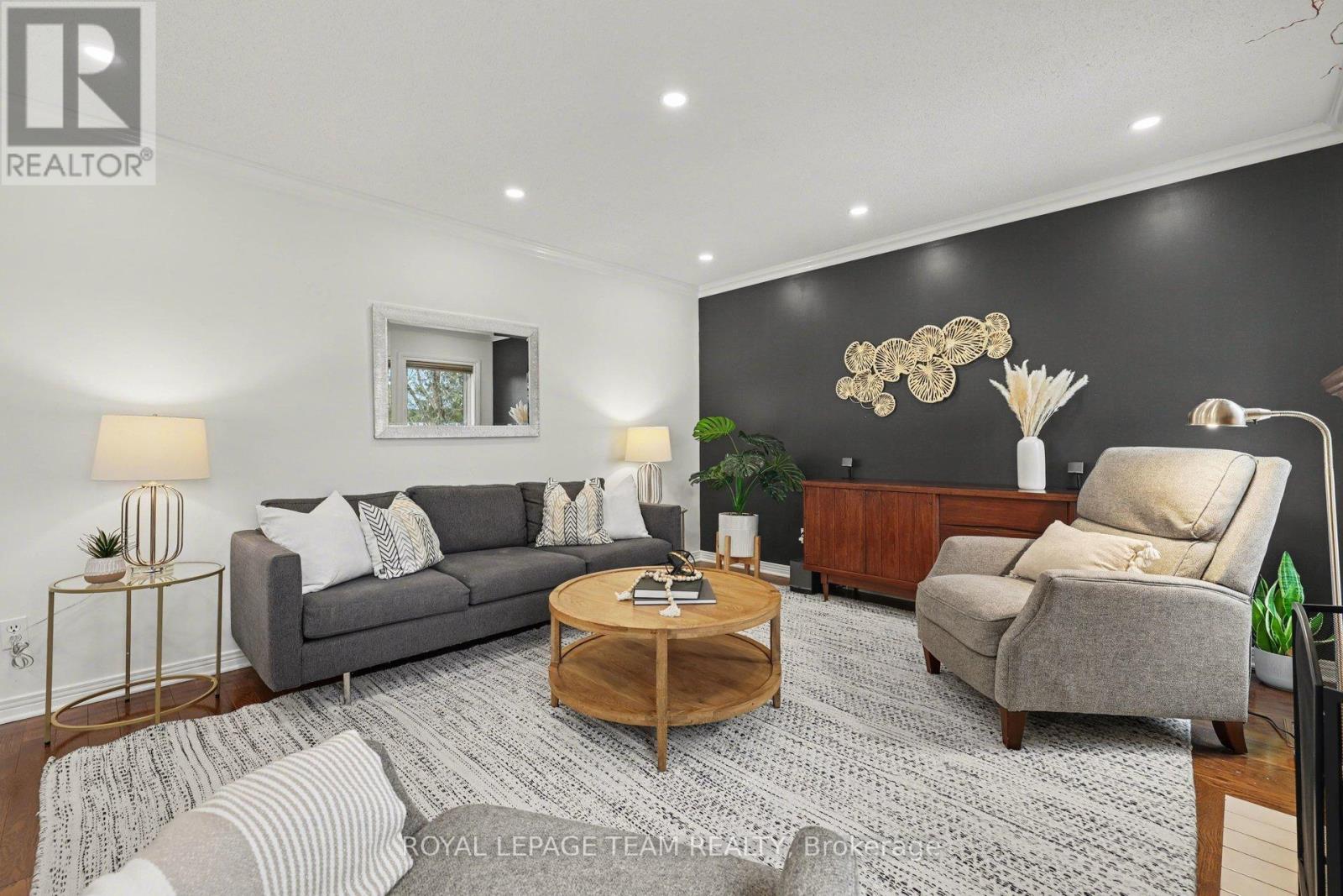 36 Fernbrook Place, Ottawa, Ontario  K2M 2L8 - Photo 12 - X12898932