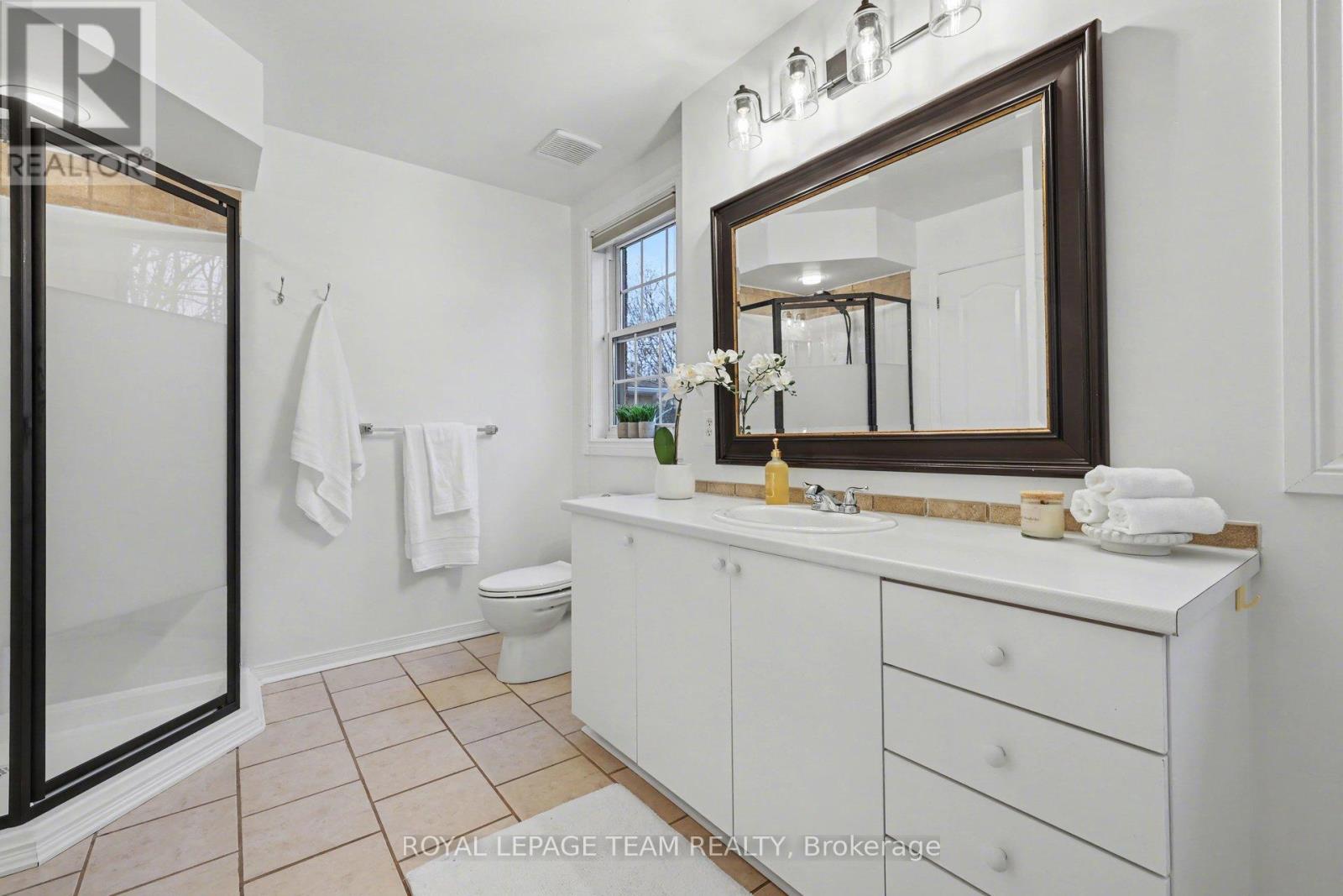 36 Fernbrook Place, Ottawa, Ontario  K2M 2L8 - Photo 22 - X12898932