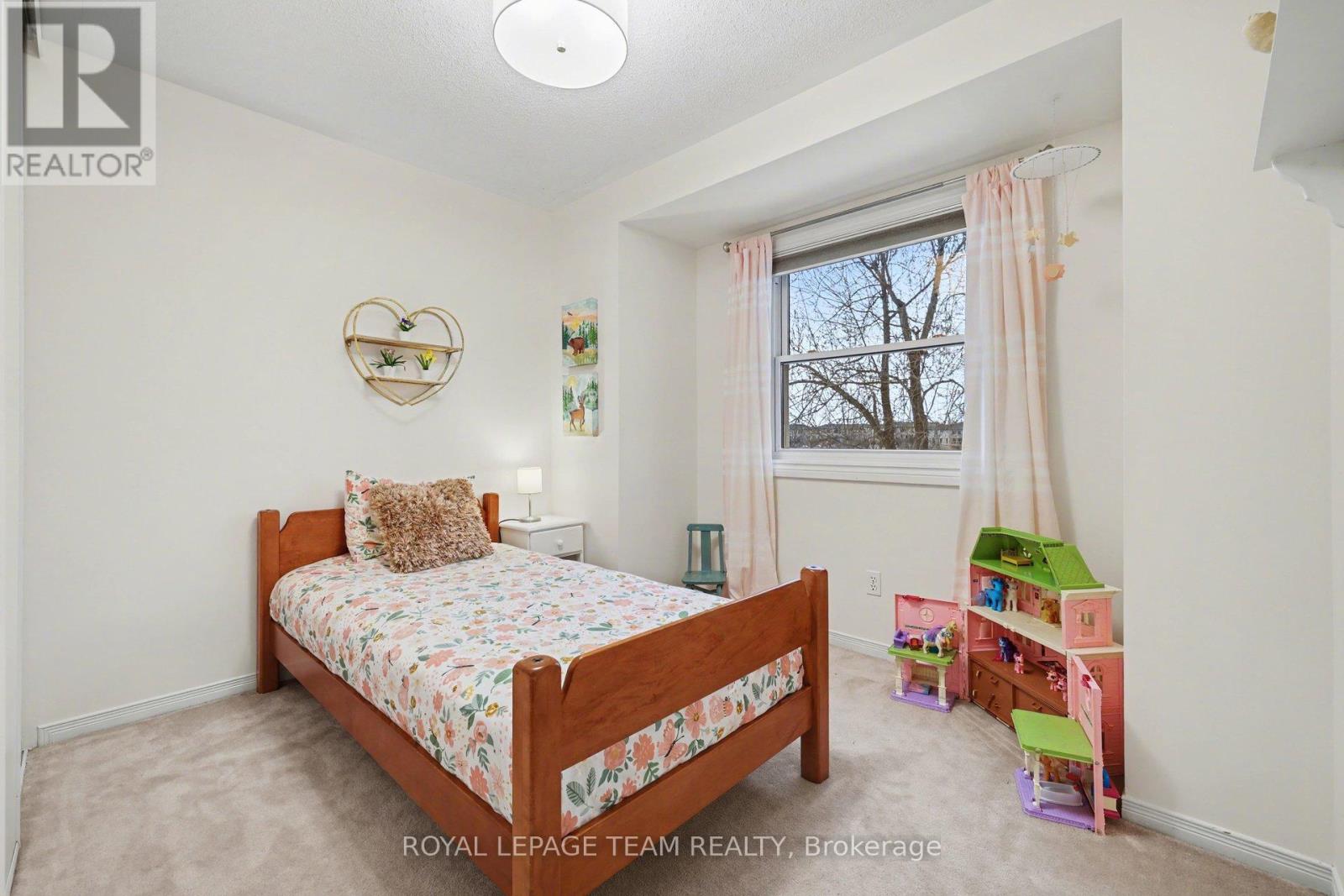 36 Fernbrook Place, Ottawa, Ontario  K2M 2L8 - Photo 23 - X12898932