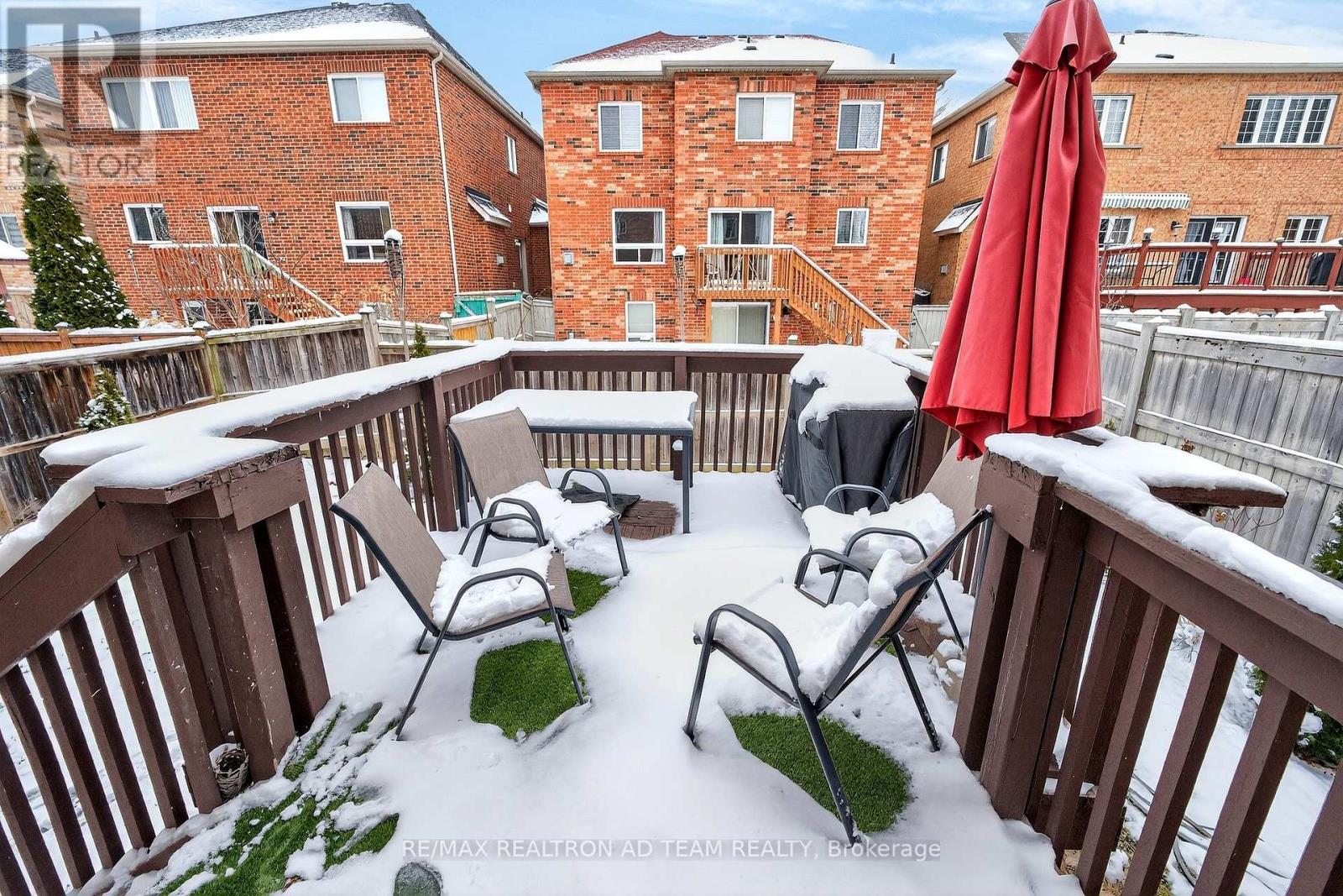 33 Wilsongary Circle, Ajax, Ontario  L1T 0G6 - Photo 35 - E12895424