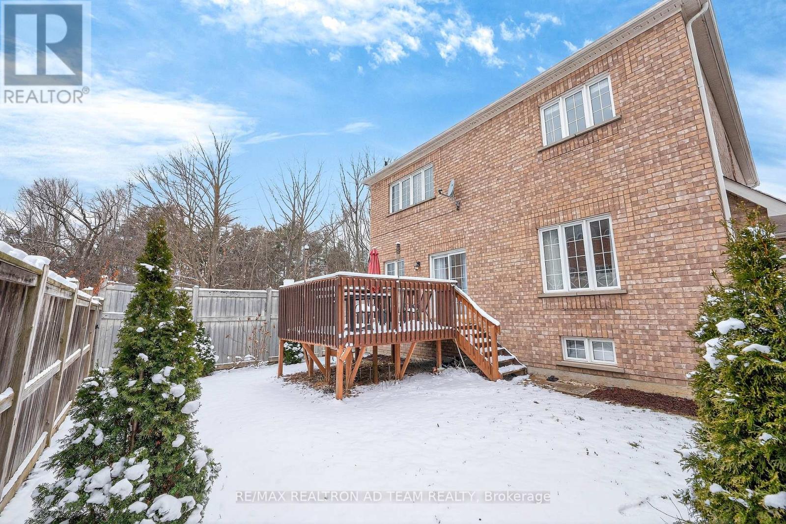 33 Wilsongary Circle, Ajax, Ontario  L1T 0G6 - Photo 37 - E12895424