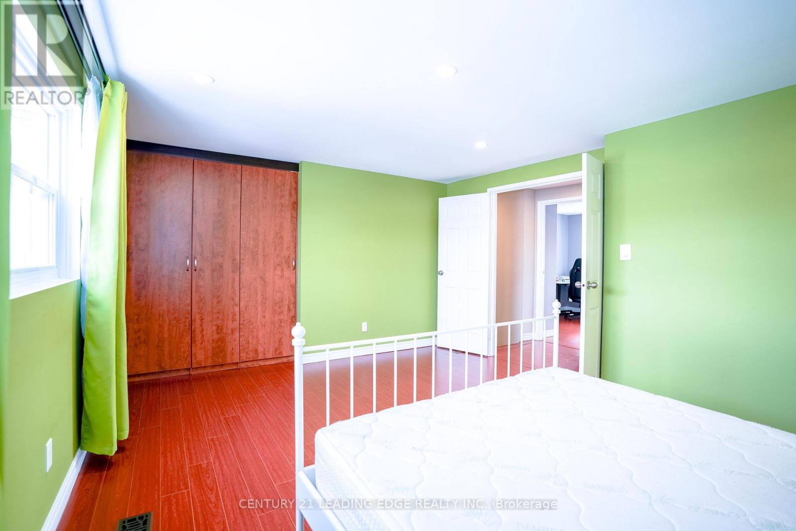 95 Brookmill Boulevard, Toronto, Ontario  M1W 2H3 - Photo 19 - E12898740