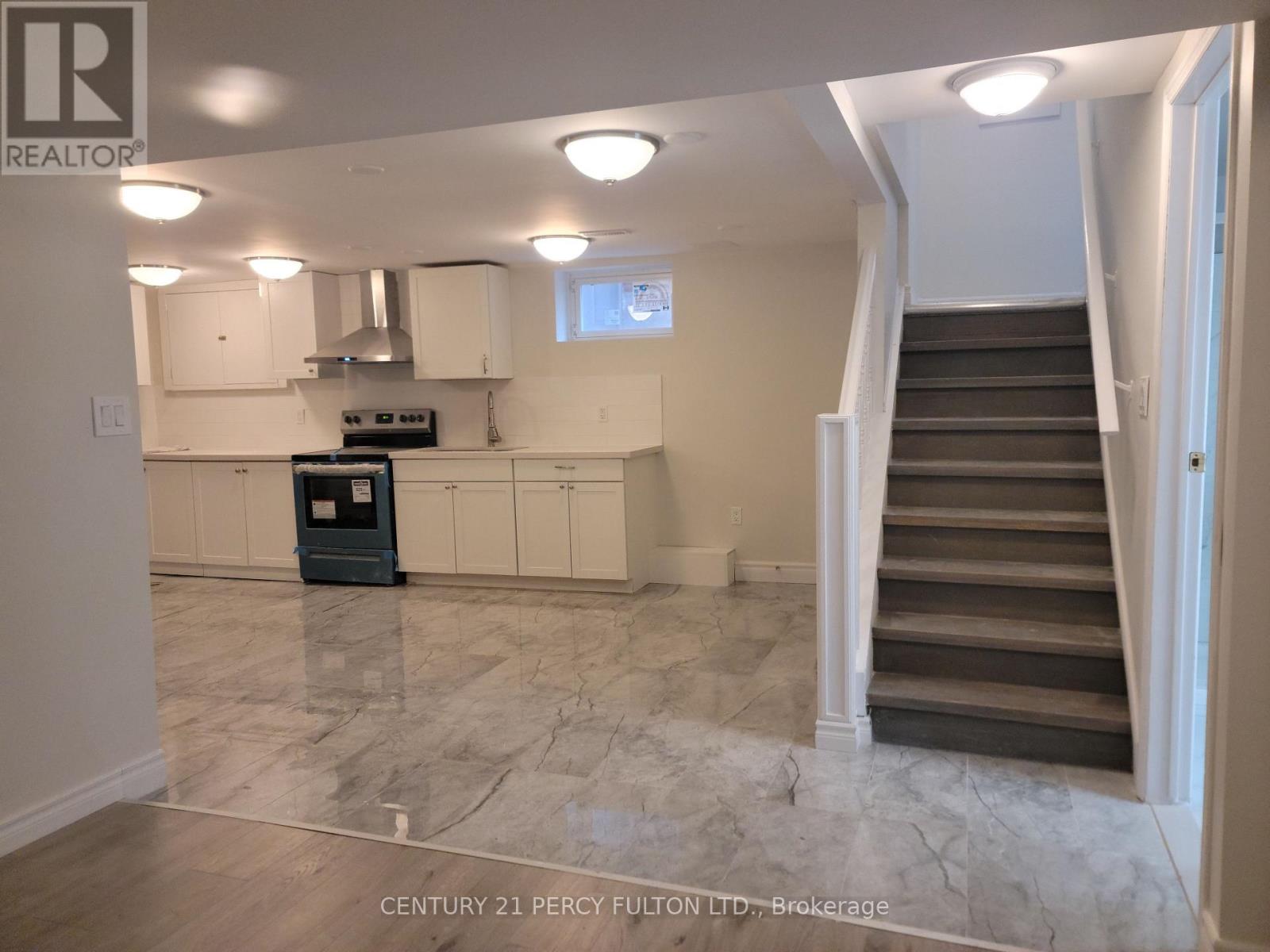 LOWER - 980 CHEVROLET STREET, Oshawa, Ontario