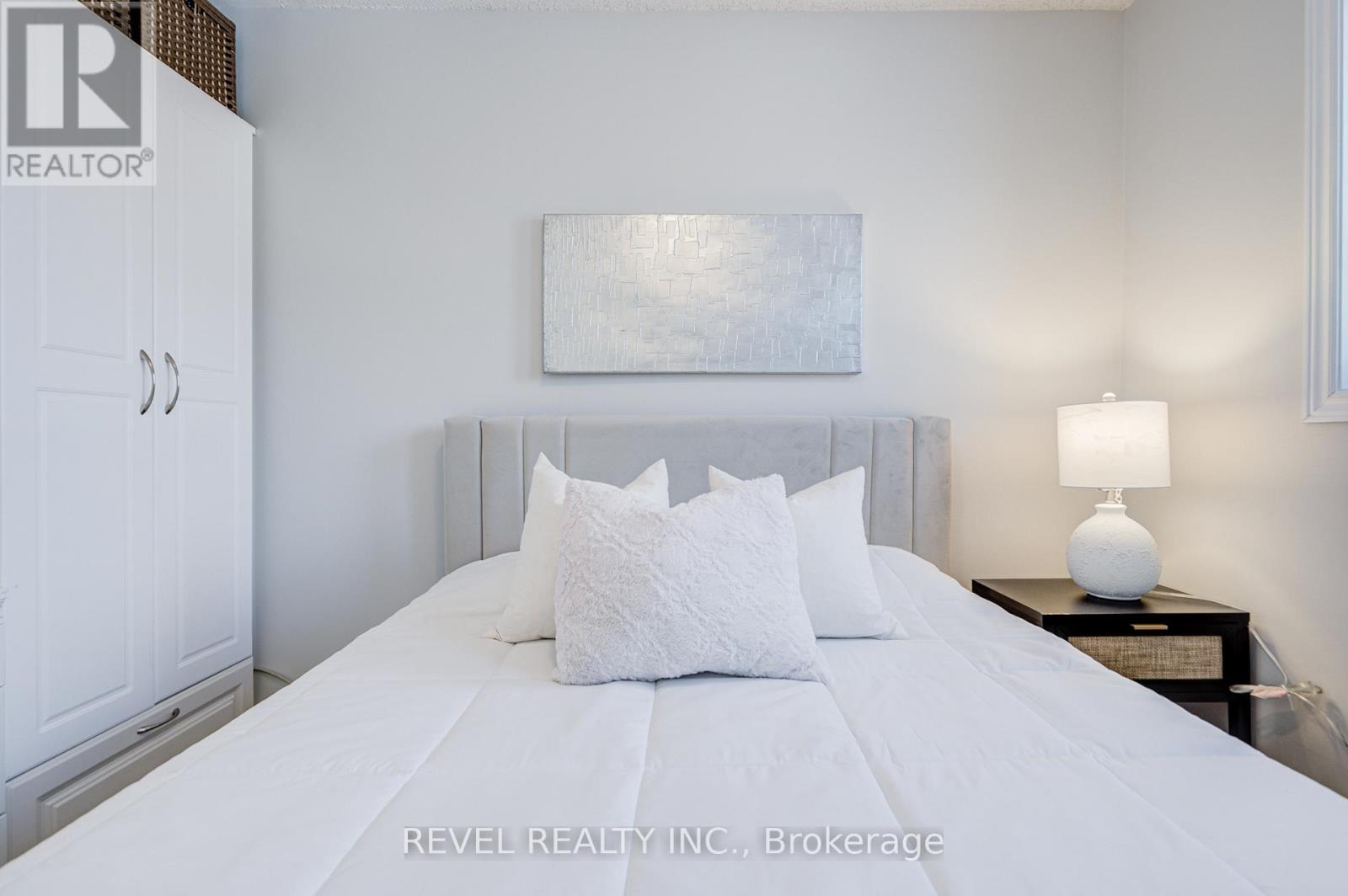 2253 Wildwood Crescent, Pickering, Ontario  L1X 2R7 - Photo 27 - E12898758