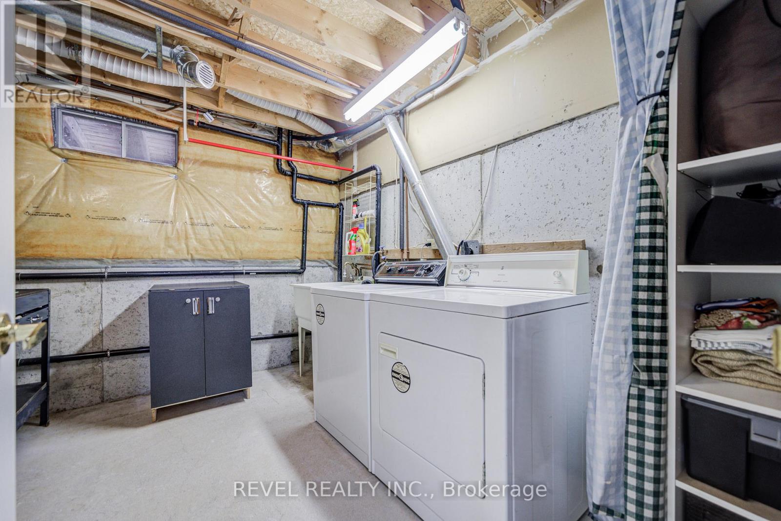 2253 Wildwood Crescent, Pickering, Ontario  L1X 2R7 - Photo 35 - E12898758