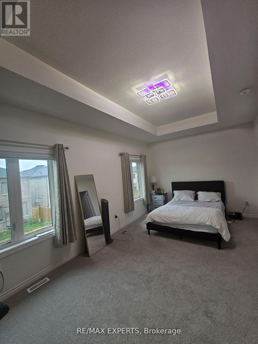 88 Ogston Crescent, Whitby, Ontario  L1P 0H2 - Photo 12 - E12898790