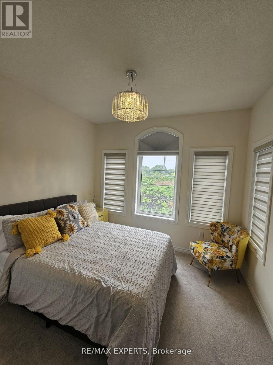 88 Ogston Crescent, Whitby, Ontario  L1P 0H2 - Photo 16 - E12898790