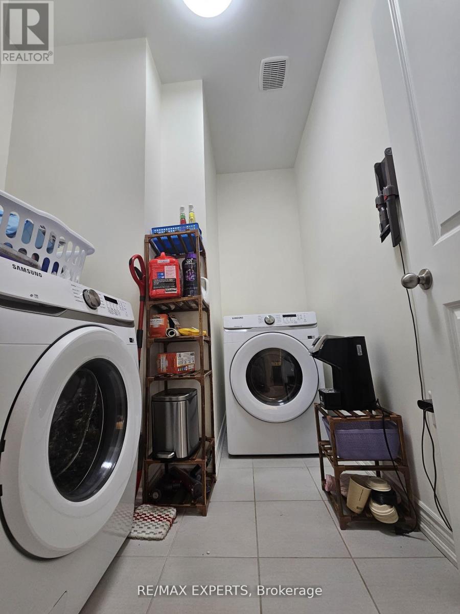 88 Ogston Crescent, Whitby, Ontario  L1P 0H2 - Photo 19 - E12898790