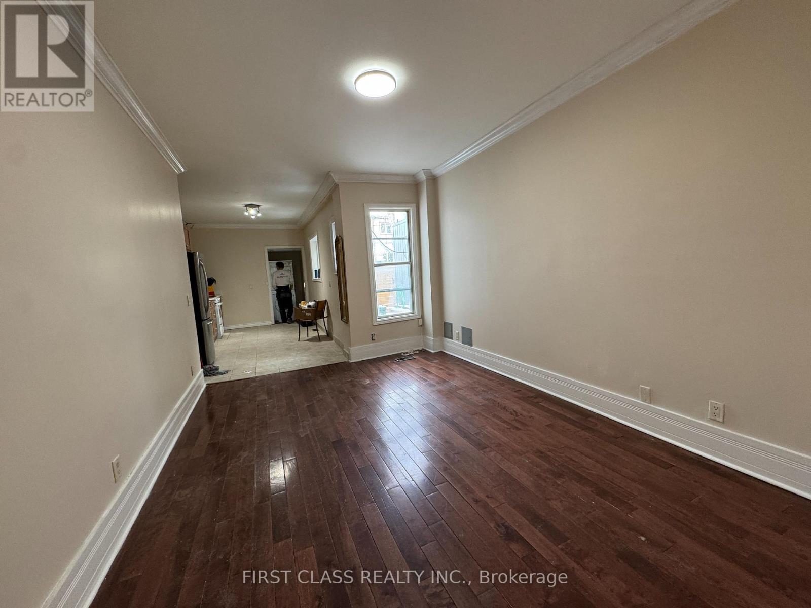 Main - 30 Endean Avenue, Toronto, Ontario  M4M 1W6 - Photo 3 - E12898848