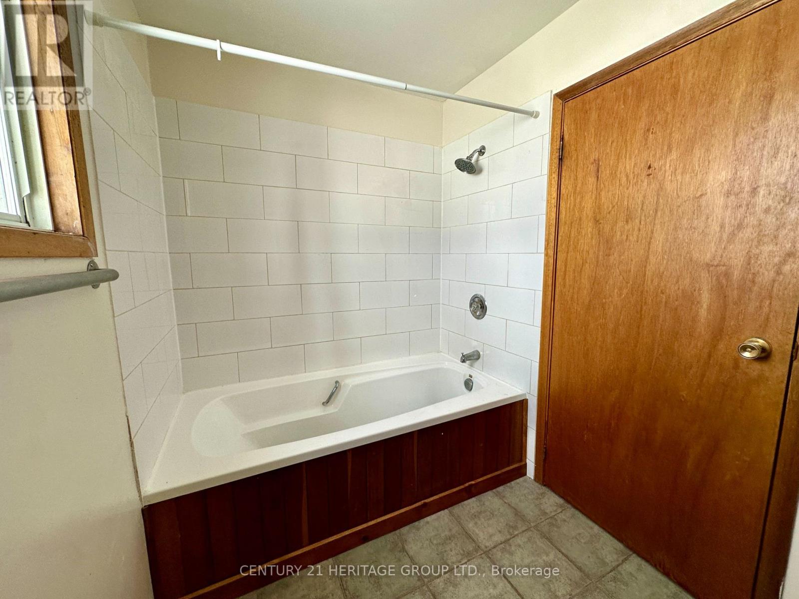 1 - 1871 Gilford Road, Innisfil, Ontario  L0L 1R0 - Photo 15 - N12898766