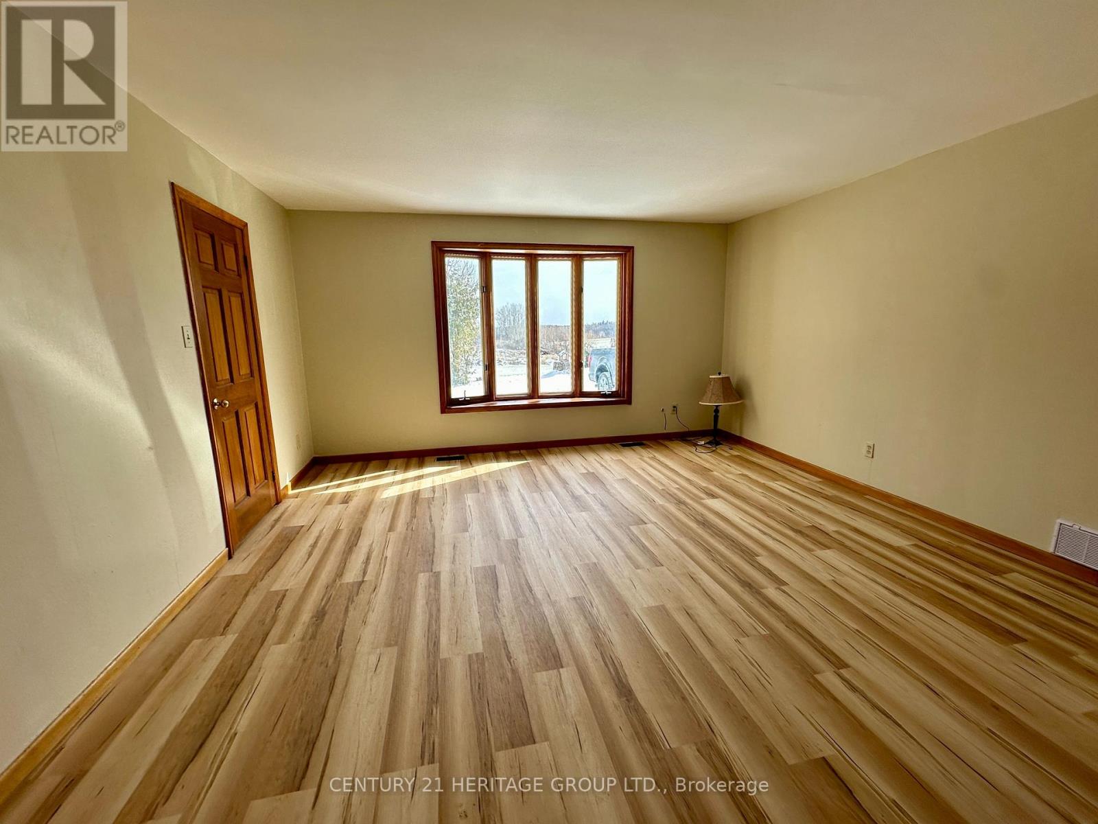 1 - 1871 Gilford Road, Innisfil, Ontario  L0L 1R0 - Photo 6 - N12898766