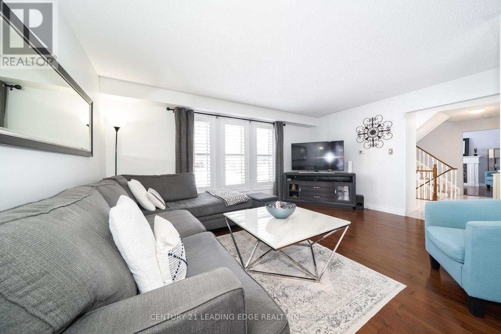 2 Bryant Road, Markham, Ontario  L3P 4R3 - Photo 8 - N12898782