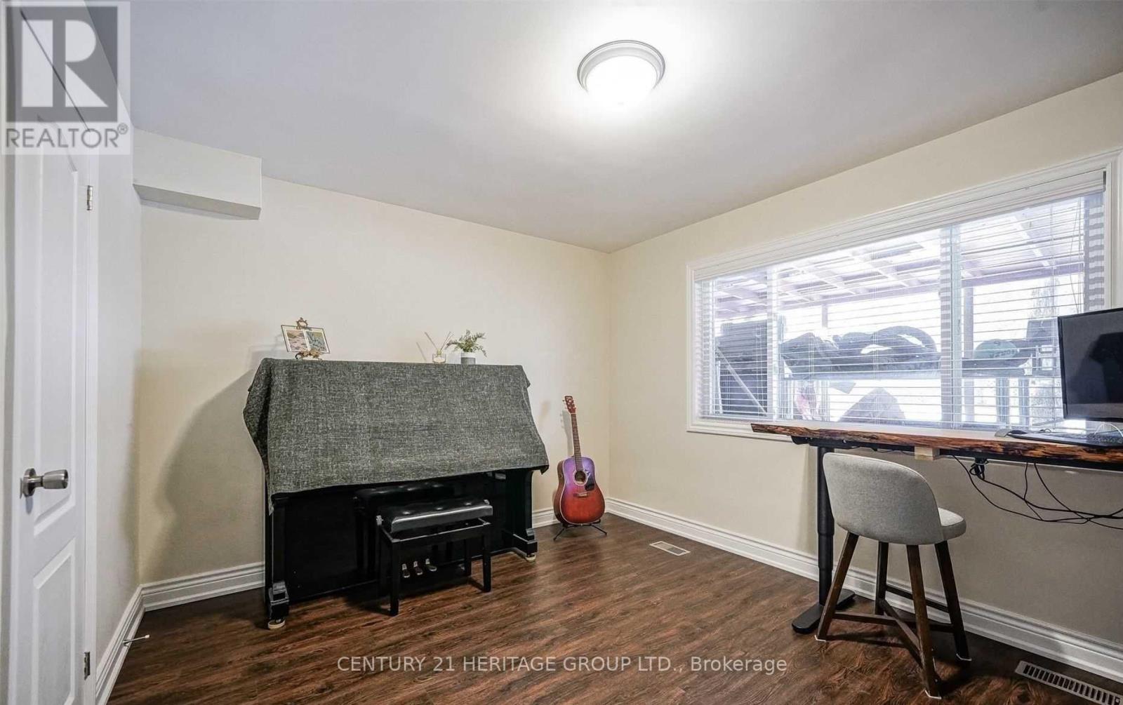 213 Altamira Road, Richmond Hill, Ontario  L4C 4C9 - Photo 14 - N12898838