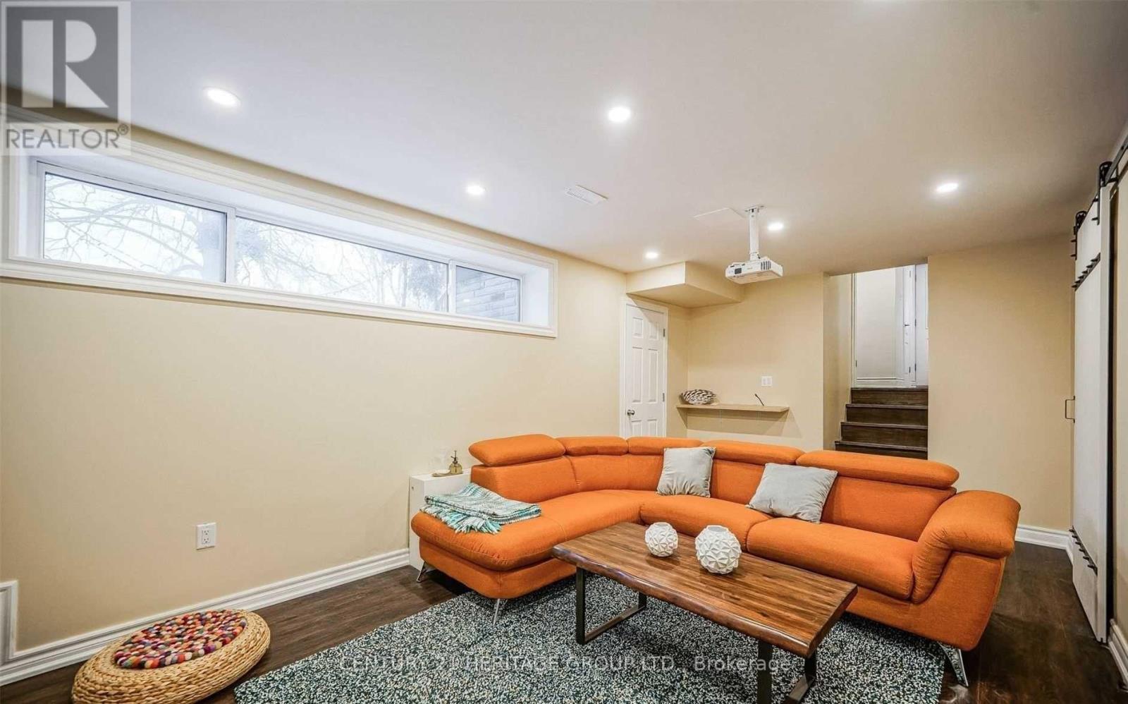 213 Altamira Road, Richmond Hill, Ontario  L4C 4C9 - Photo 15 - N12898838