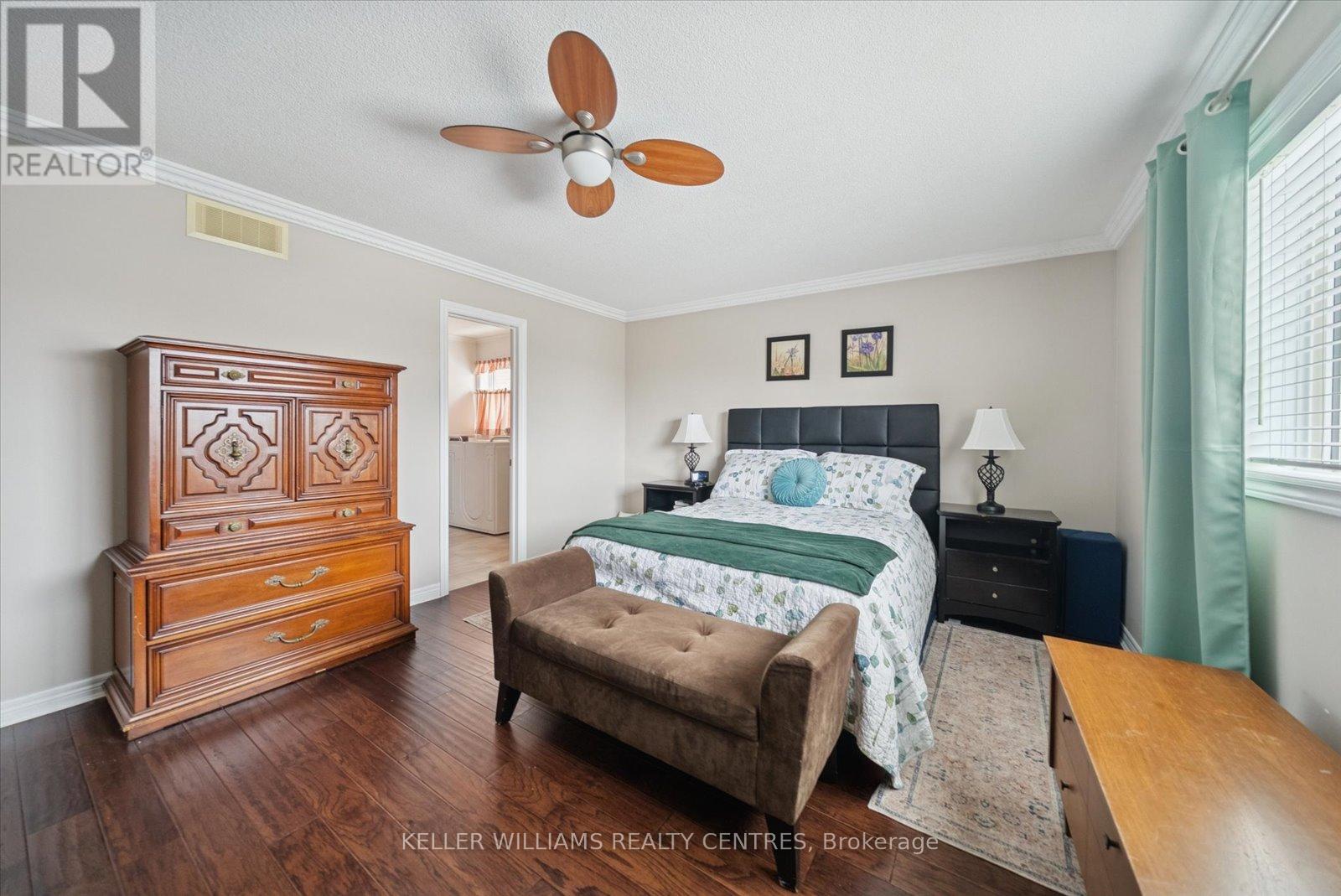 76 Kerfoot Crescent, Georgina, Ontario  L4P 4H2 - Photo 17 - N12898846