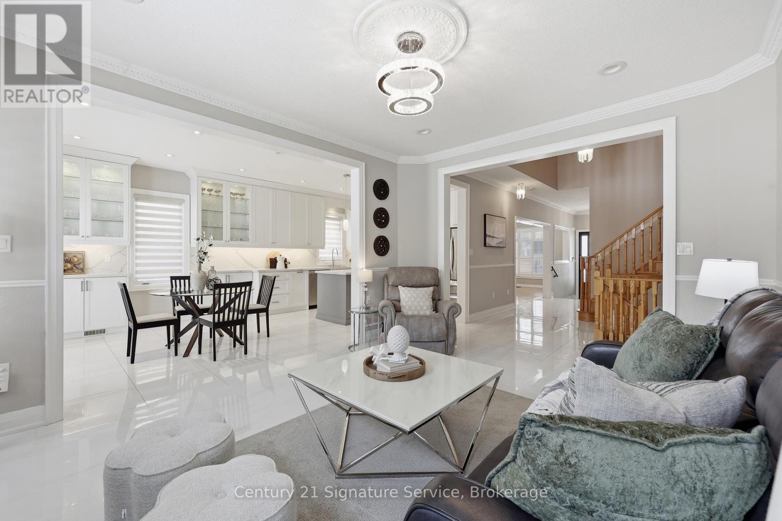 50 Chateau Drive, Vaughan, Ontario  L4H 3A1 - Photo 8 - N12898872