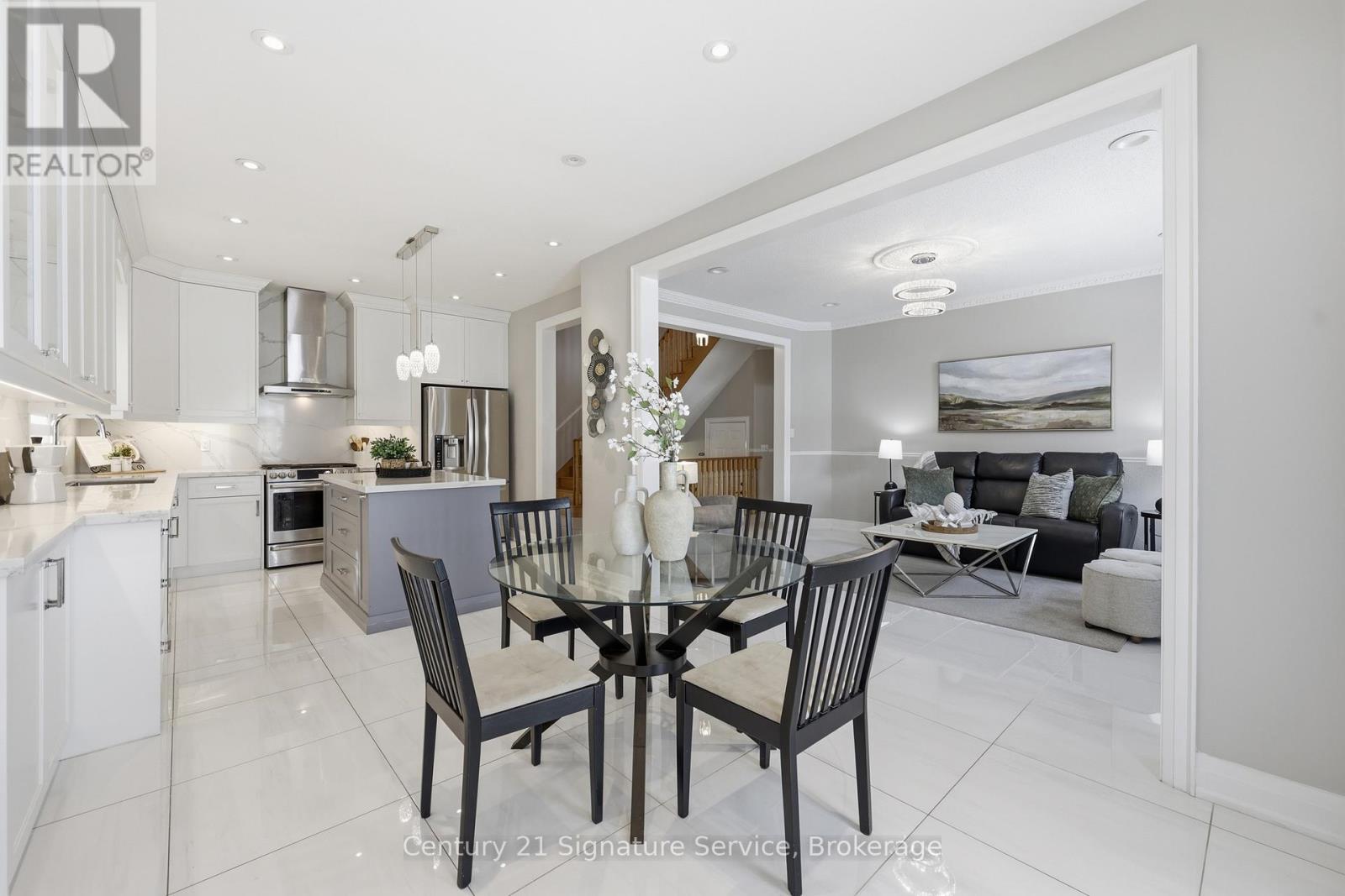 50 Chateau Drive, Vaughan, Ontario  L4H 3A1 - Photo 9 - N12898872