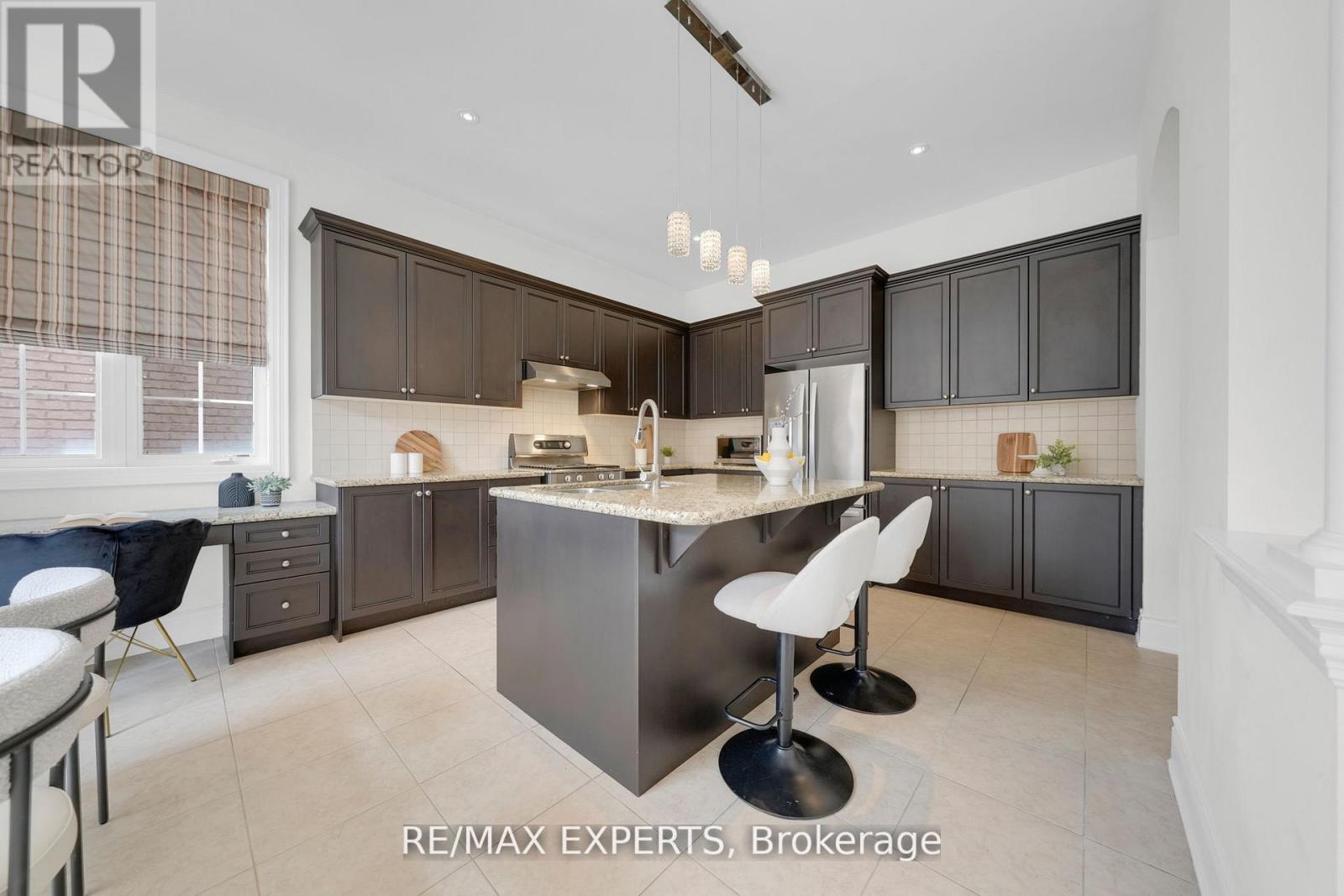 134 Orleans Circle, Vaughan, Ontario  L4H 0V3 - Photo 18 - N12898886