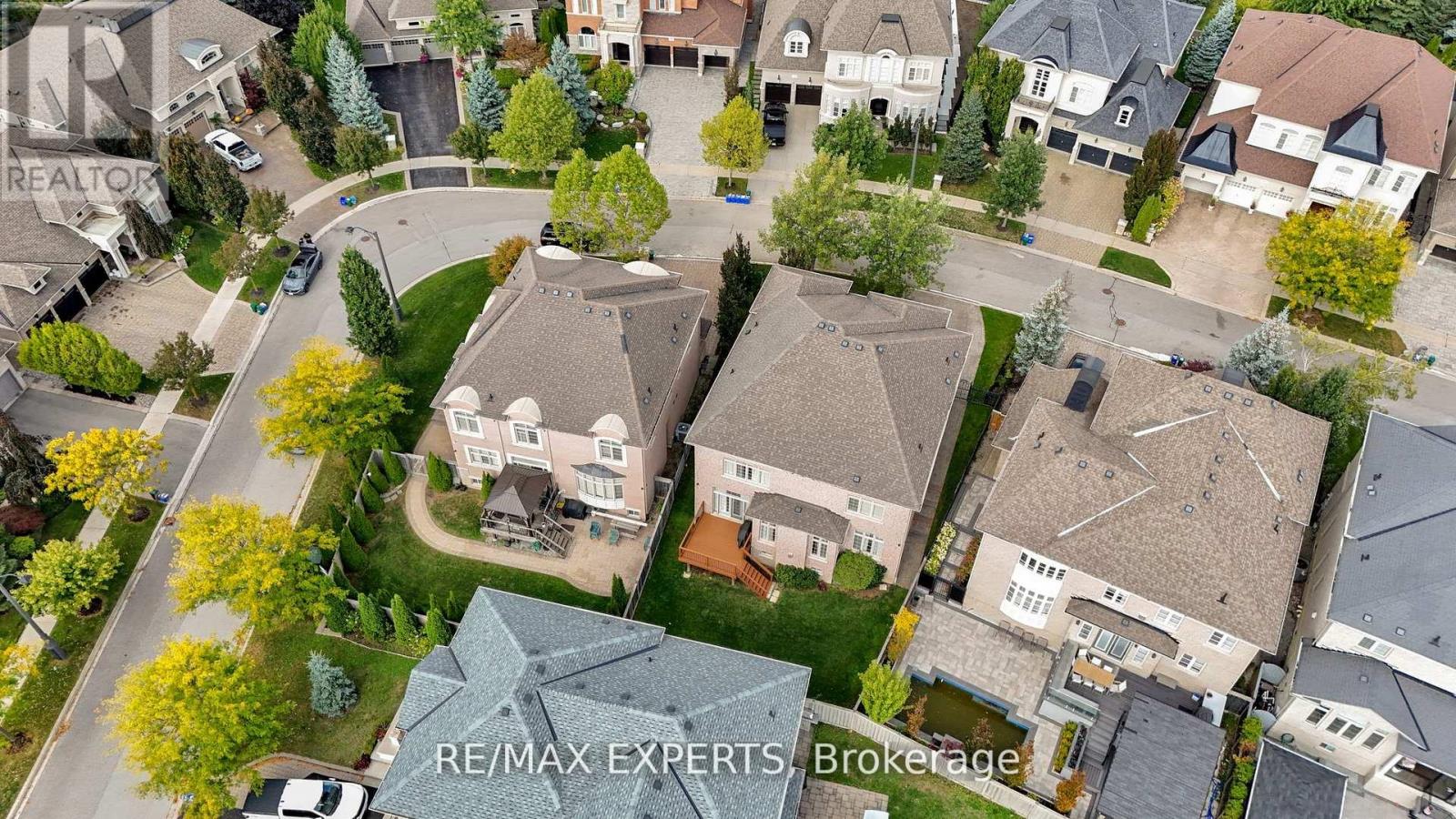 134 Orleans Circle, Vaughan, Ontario  L4H 0V3 - Photo 3 - N12898886