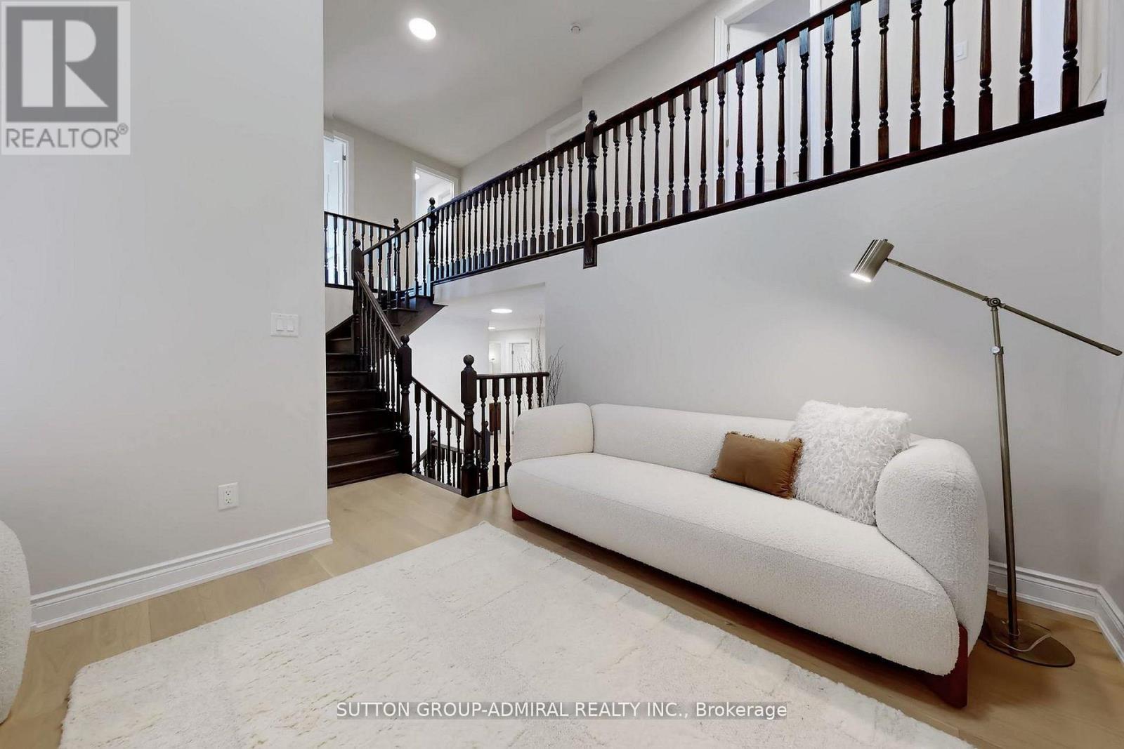 85 Coral Acres Drive, Vaughan, Ontario  L6A 4K8 - Photo 17 - N12898914