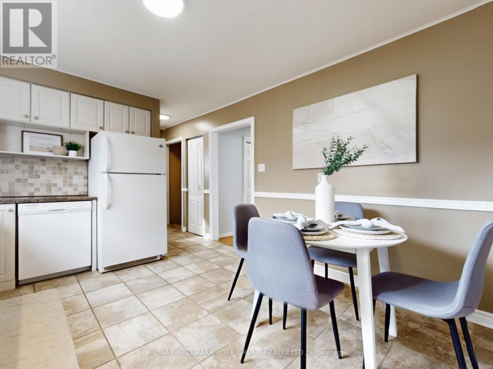 542 Elm Road, Whitchurch-Stouffville, Ontario  L4A 1W8 - Photo 18 - N12898938