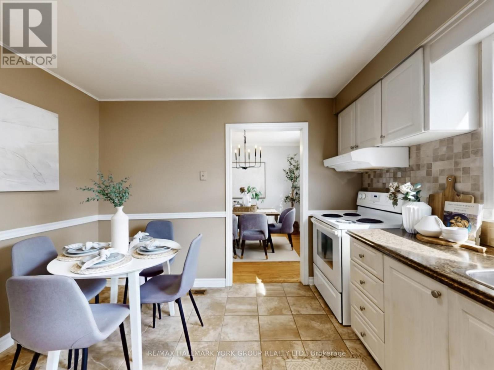 542 Elm Road, Whitchurch-Stouffville, Ontario  L4A 1W8 - Photo 19 - N12898938