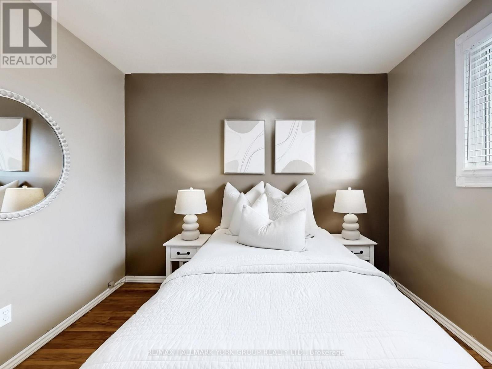 542 Elm Road, Whitchurch-Stouffville, Ontario  L4A 1W8 - Photo 28 - N12898938