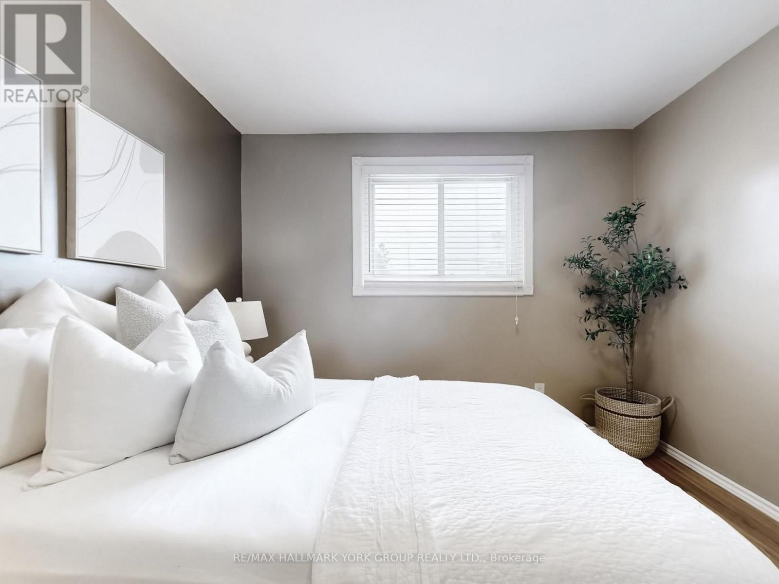 542 Elm Road, Whitchurch-Stouffville, Ontario  L4A 1W8 - Photo 31 - N12898938