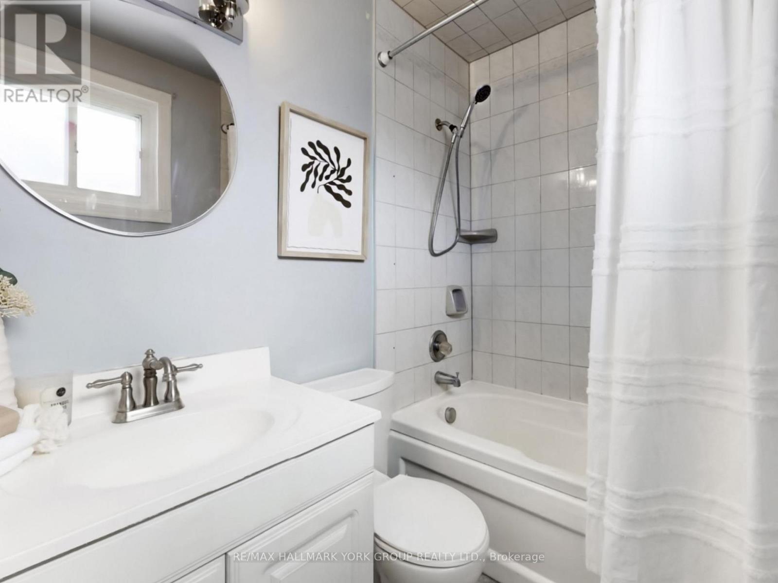 542 Elm Road, Whitchurch-Stouffville, Ontario  L4A 1W8 - Photo 38 - N12898938