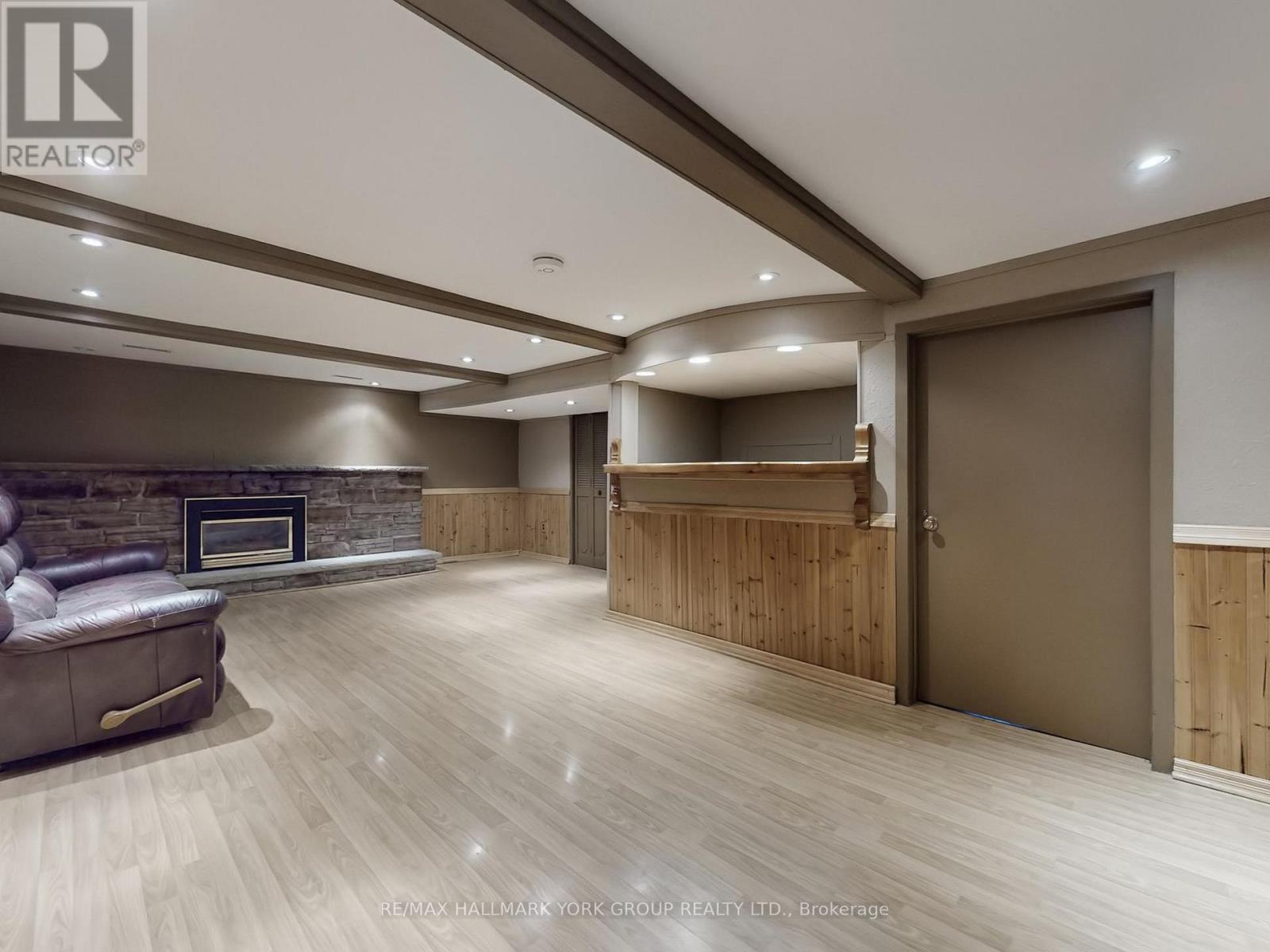 542 Elm Road, Whitchurch-Stouffville, Ontario  L4A 1W8 - Photo 39 - N12898938