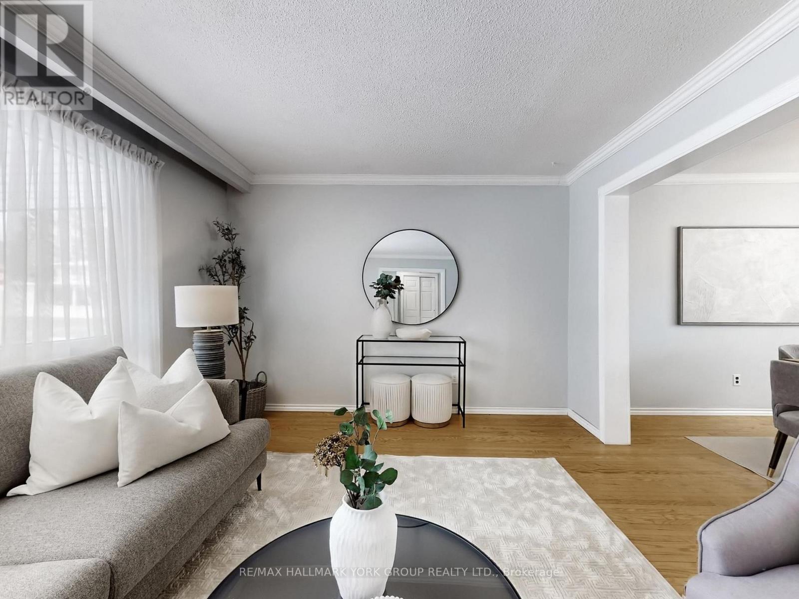 542 Elm Road, Whitchurch-Stouffville, Ontario  L4A 1W8 - Photo 6 - N12898938