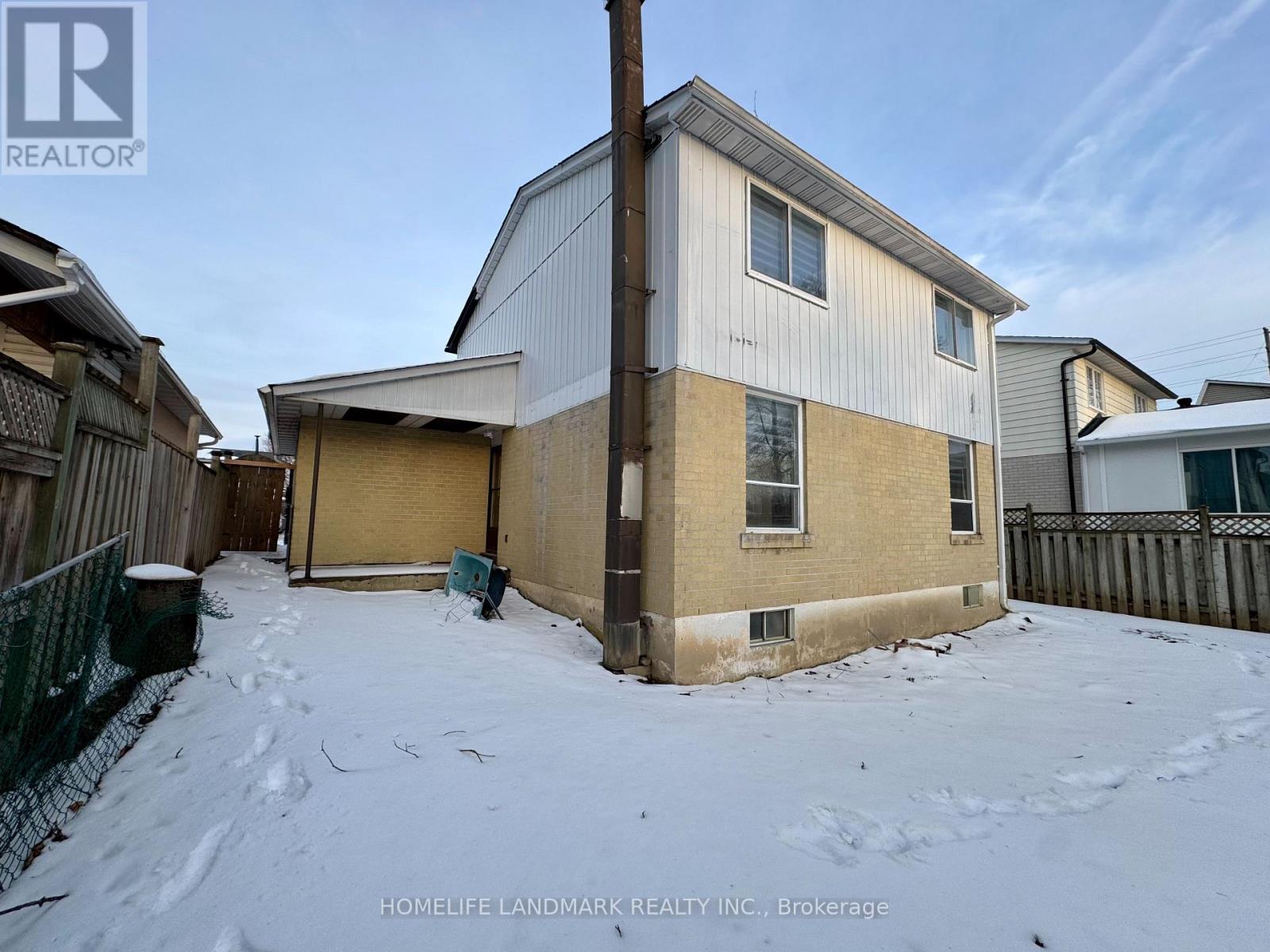 526 Sandford Street, Newmarket, Ontario  L3Y 5E3 - Photo 24 - N12898950