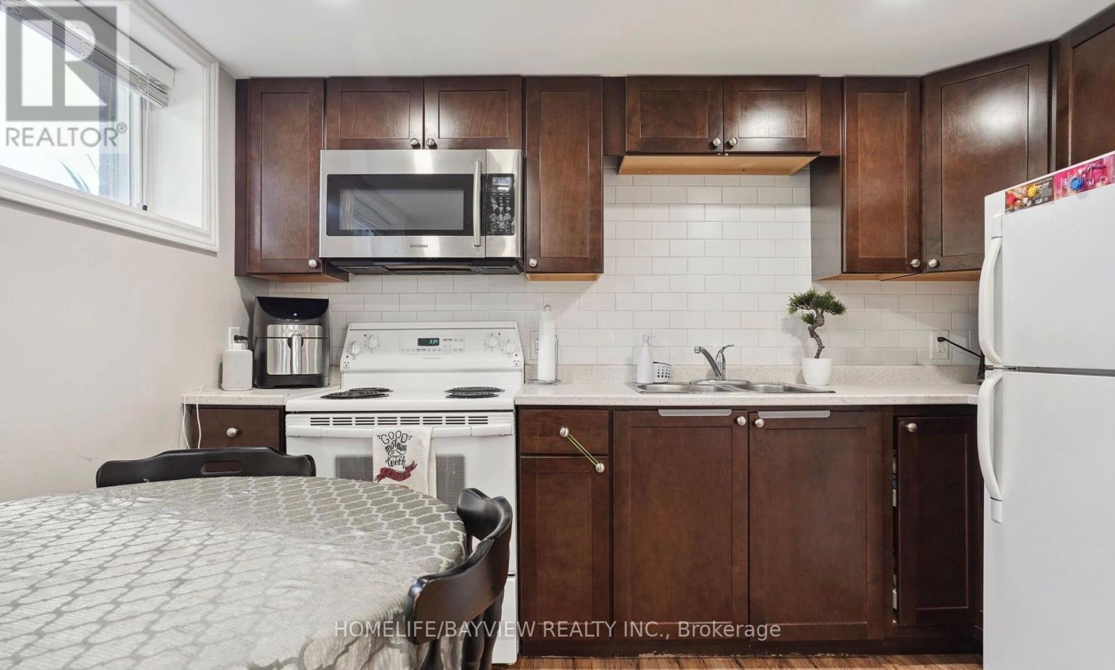 Lower - 43 Queen Street, Barrie, Ontario  L4M 1Y9 - Photo 10 - S12898810