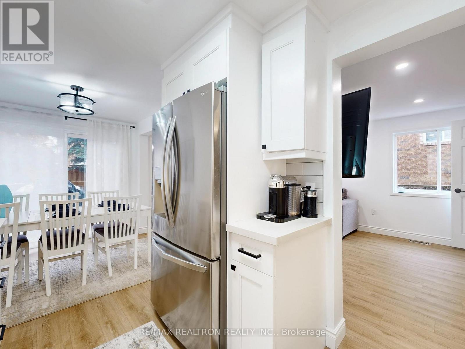 9 Booth Lane, Barrie, Ontario  L4N 0S5 - Photo 10 - S12898824