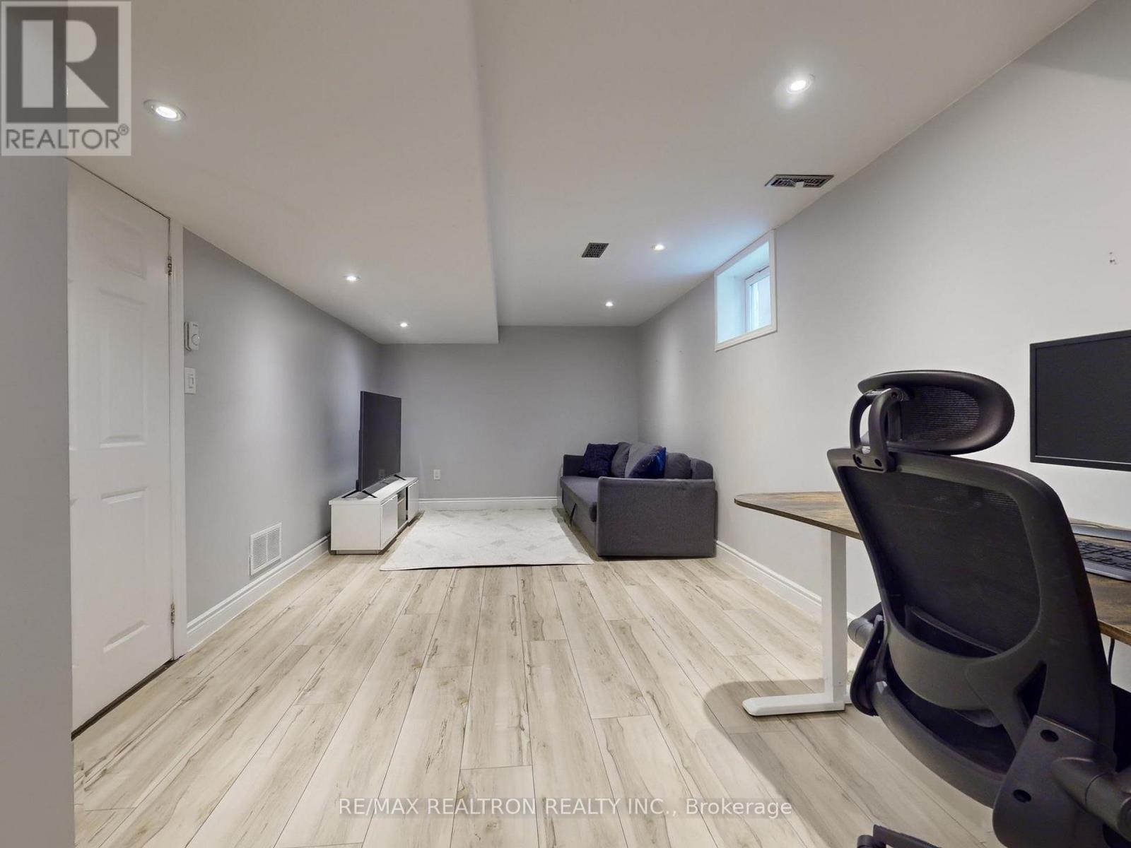 9 Booth Lane, Barrie, Ontario  L4N 0S5 - Photo 25 - S12898824