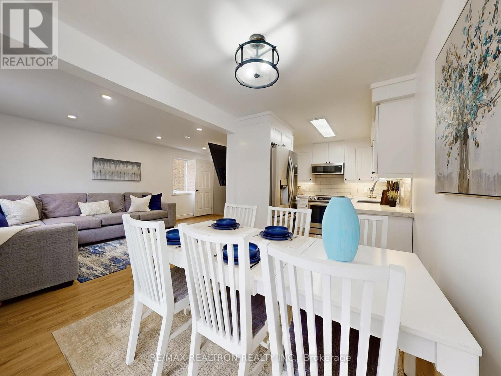 9 Booth Lane, Barrie, Ontario  L4N 0S5 - Photo 6 - S12898824