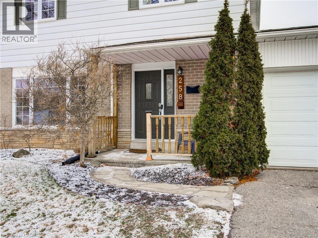 258 Cartier Drive, Woodstock, Ontario  N4S 8C7 - Photo 3 - 40813437