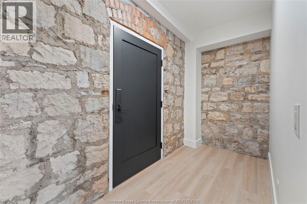247 Brock Street Unit# 101, Amherstburg, Ontario  N9V 2H4 - Photo 3 - 26005687