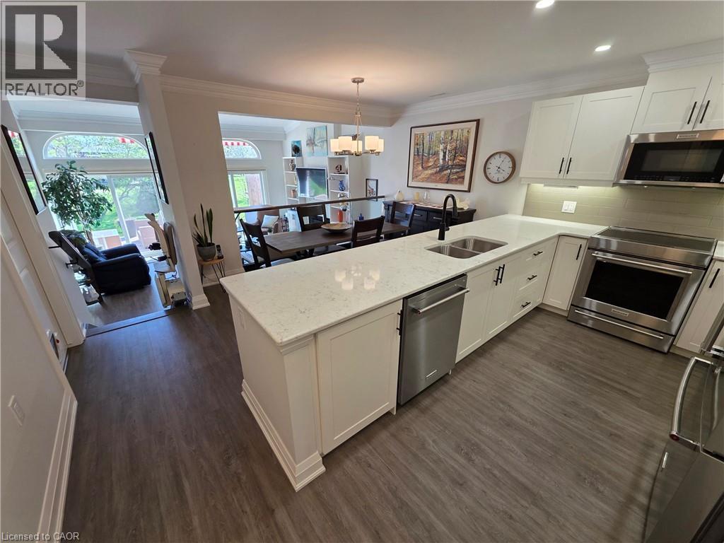 1 Monsignor Henkey Terrace, Hamilton, Ontario  L9B 2M2 - Photo 5 - 40775071