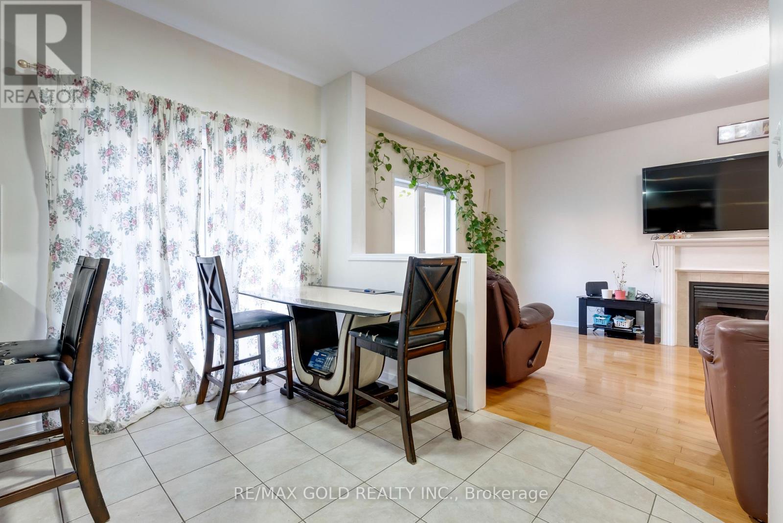 17 Maddybeth Crescent, Brampton, Ontario  L6Y 5R7 - Photo 14 - W12898794