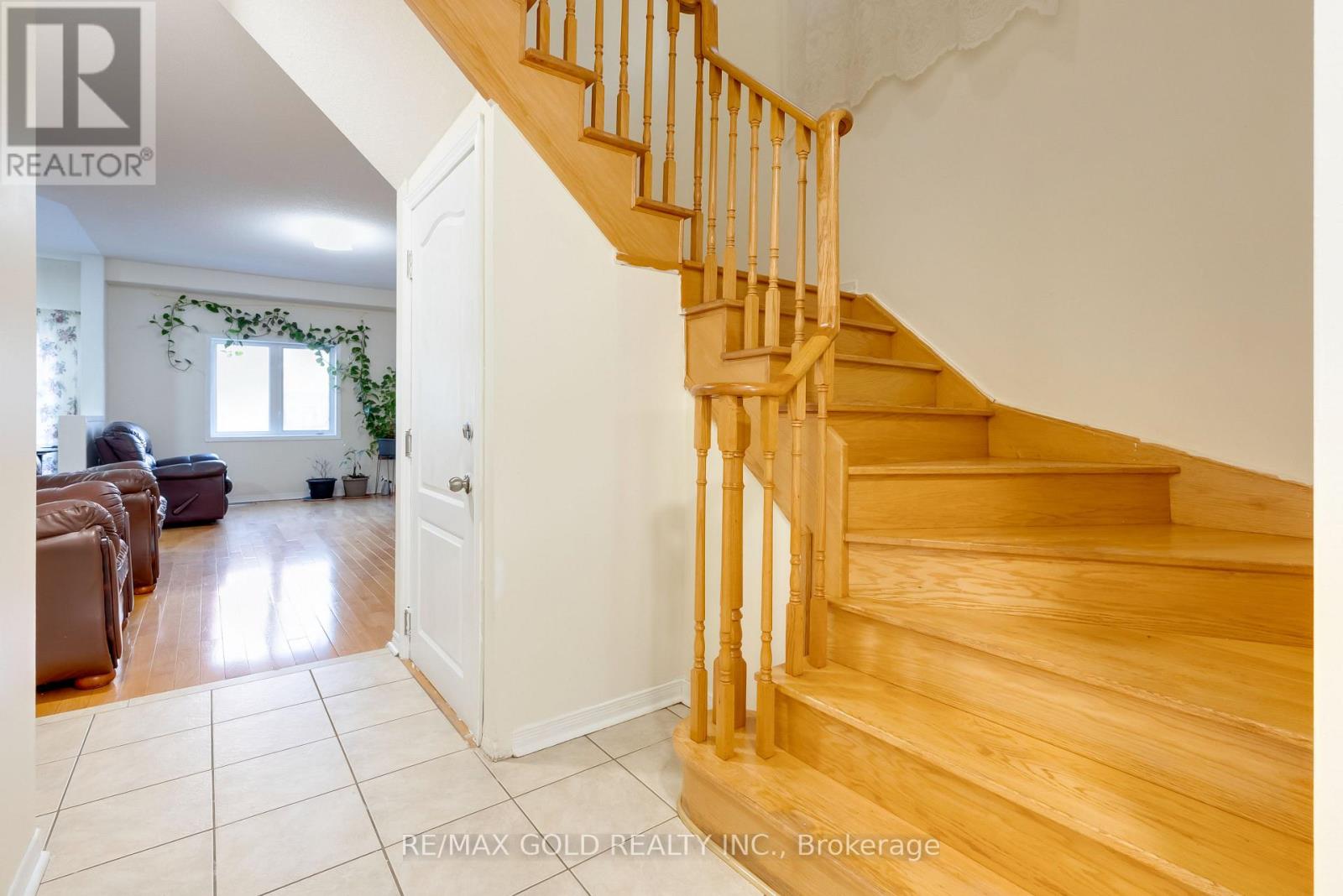 17 Maddybeth Crescent, Brampton, Ontario  L6Y 5R7 - Photo 17 - W12898794