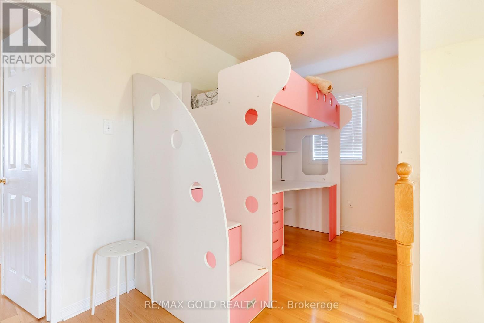 17 Maddybeth Crescent, Brampton, Ontario  L6Y 5R7 - Photo 19 - W12898794