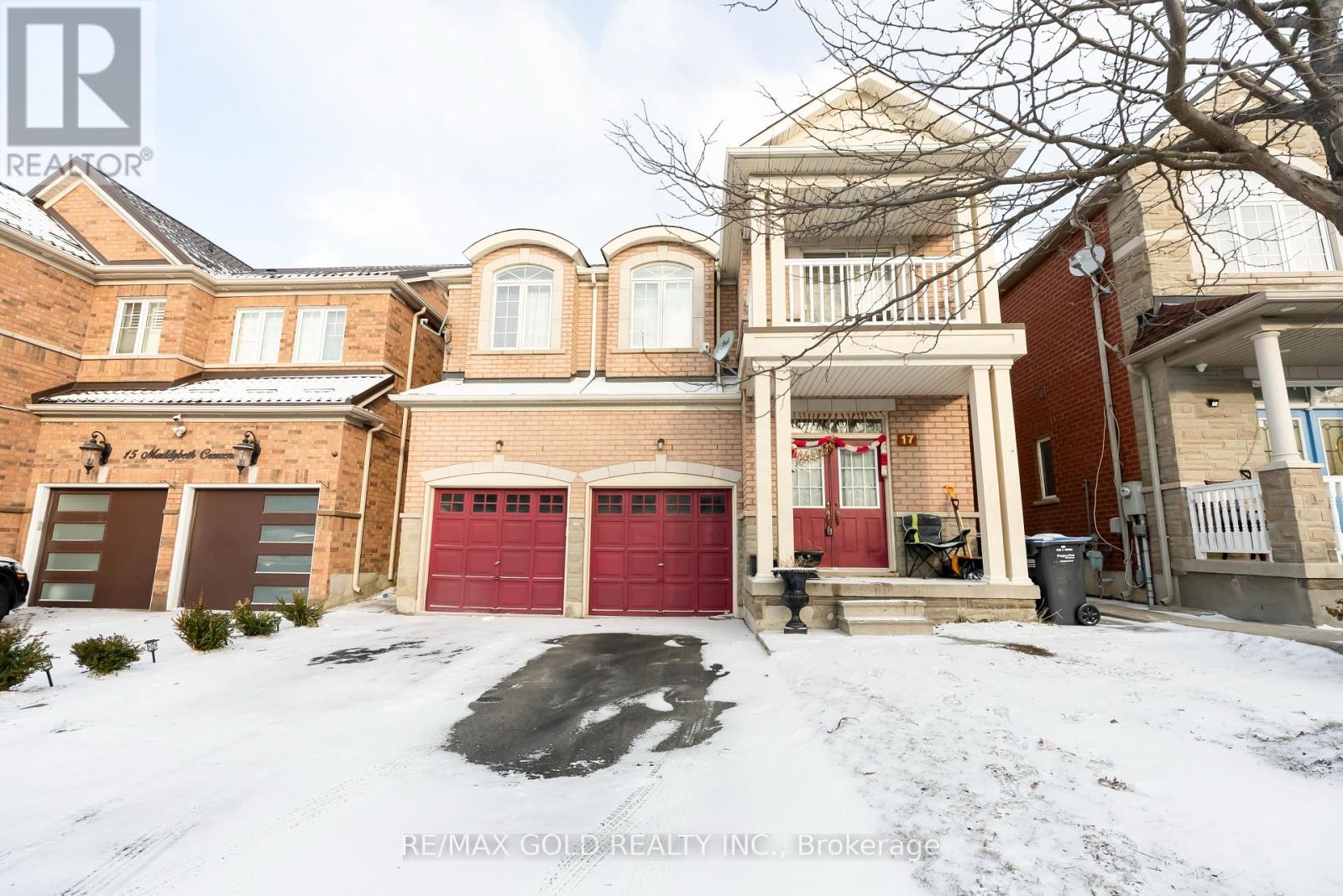 17 Maddybeth Crescent, Brampton, Ontario  L6Y 5R7 - Photo 2 - W12898794