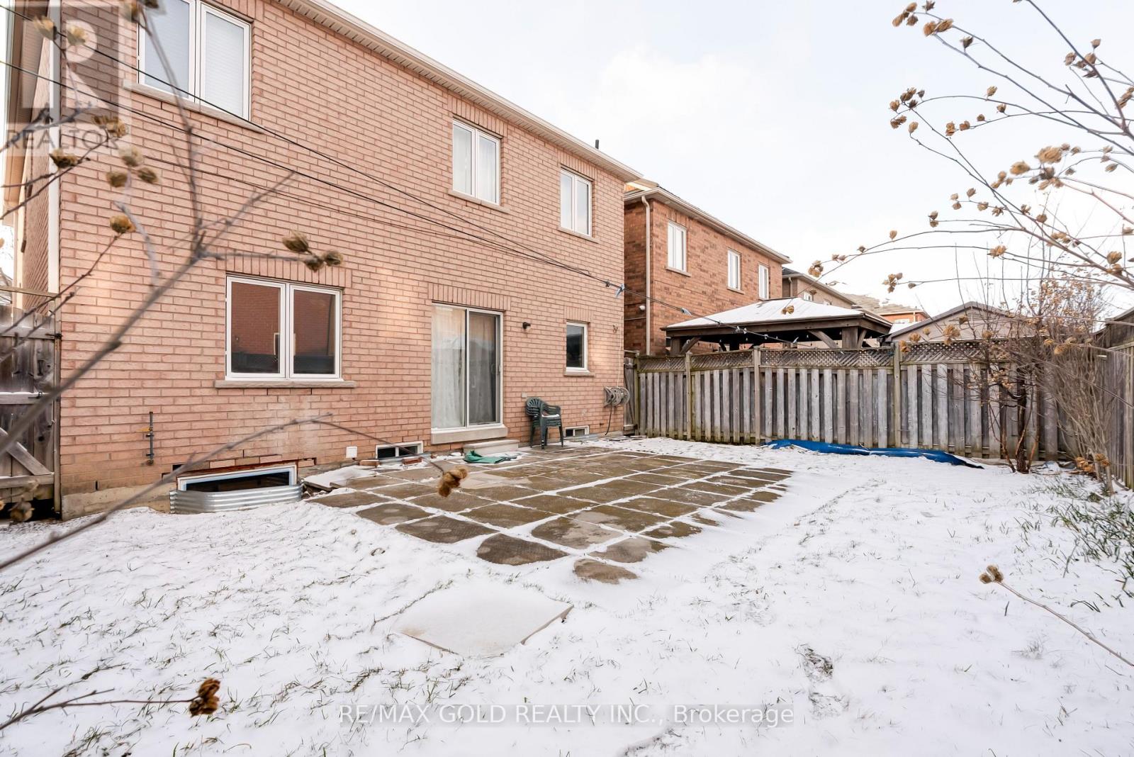 17 Maddybeth Crescent, Brampton, Ontario  L6Y 5R7 - Photo 32 - W12898794
