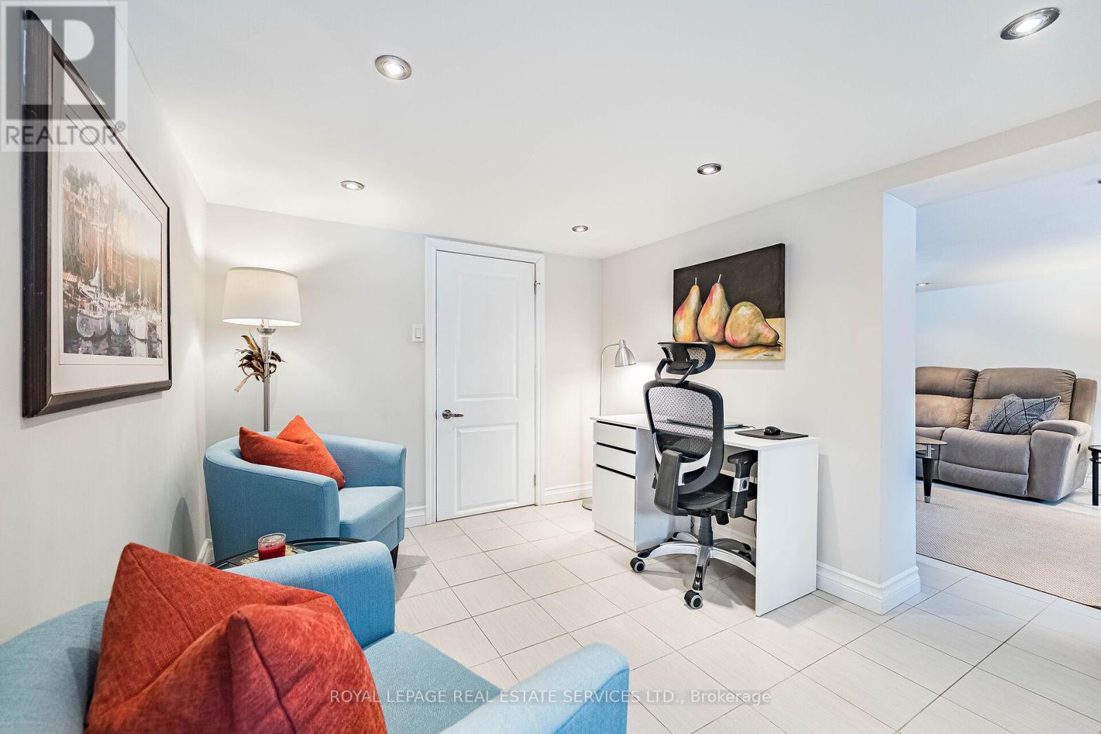 41 Ash Crescent, Toronto, Ontario  M8W 1E4 - Photo 26 - W12898800