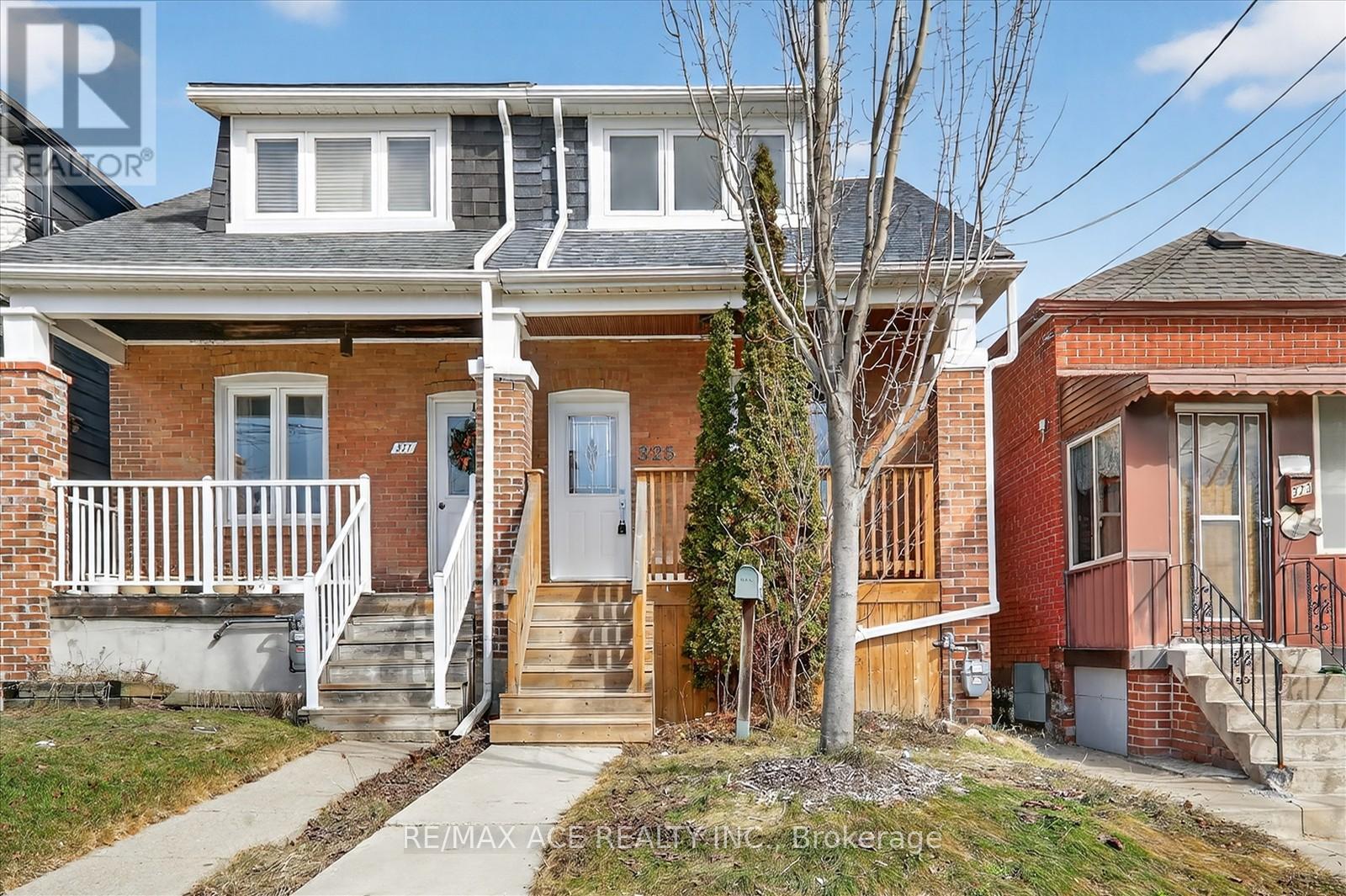 325 BOON AVENUE, Toronto, Ontario