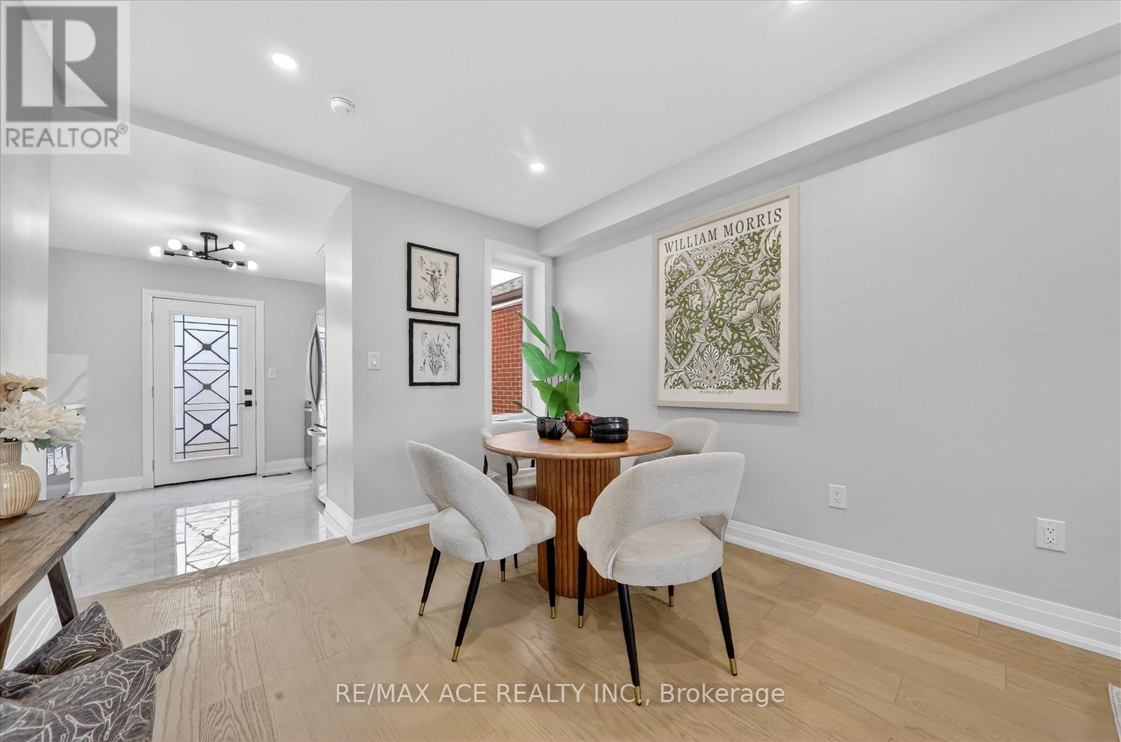 325 Boon Avenue, Toronto, Ontario  M6E 4A4 - Photo 10 - W12898826