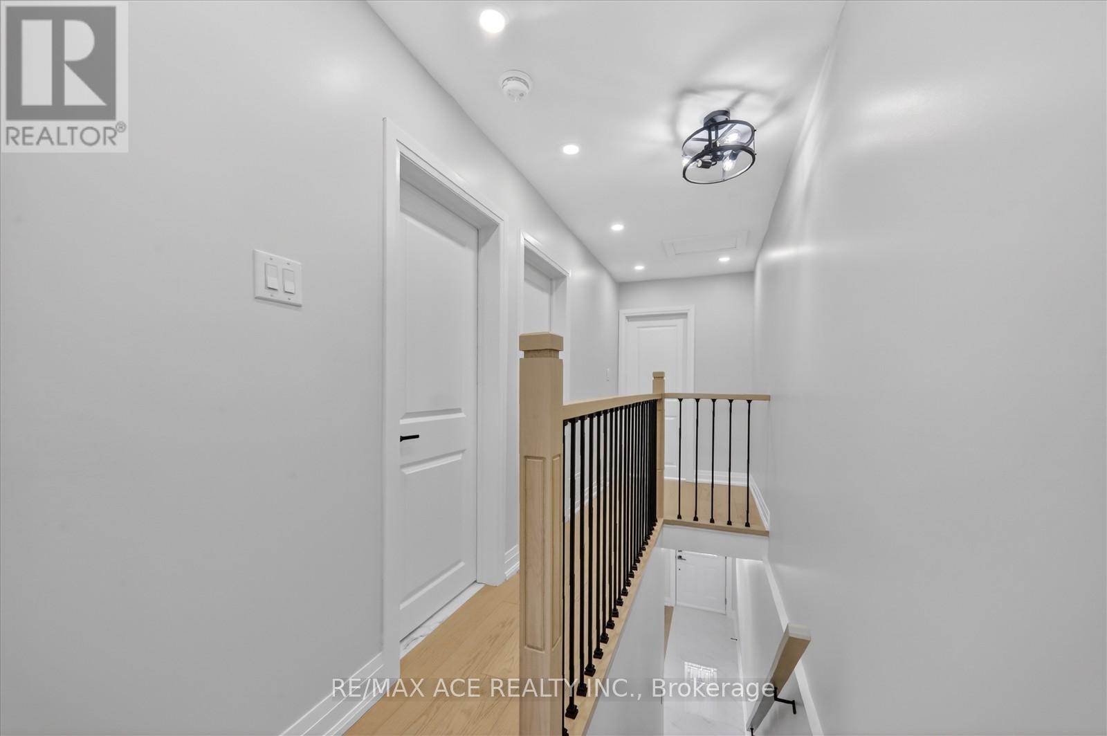 325 Boon Avenue, Toronto, Ontario  M6E 4A4 - Photo 17 - W12898826