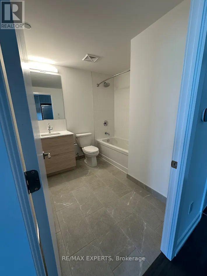 554 - 2501 Saw Whet Boulevard, Oakville, Ontario  L6M 5N2 - Photo 3 - W12898856